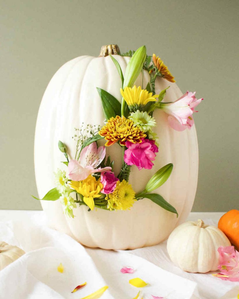 10 Ways to Decorate a Pumpkin